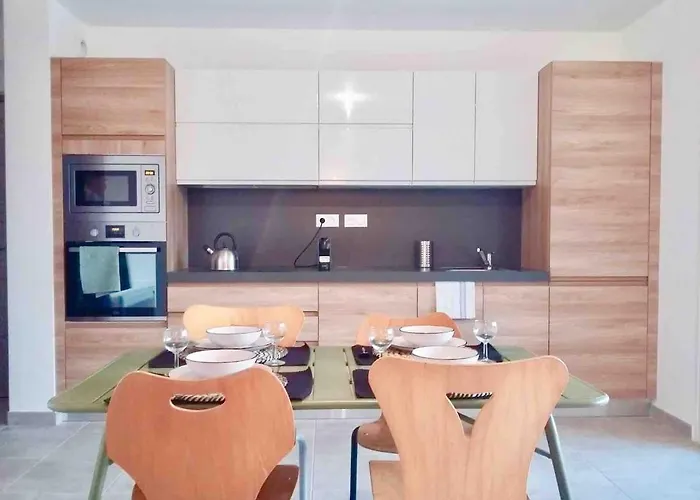 T2 Vue Golfe De St Florent A Pied *